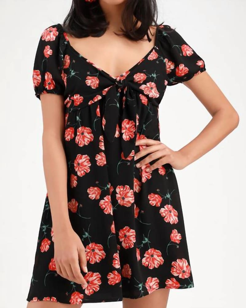 Front of a model wearing a size L Pretty In Poppies Mini Dress in Black Floral in Black Floral by BB Dakota. | dia_product_style_image_id:335787